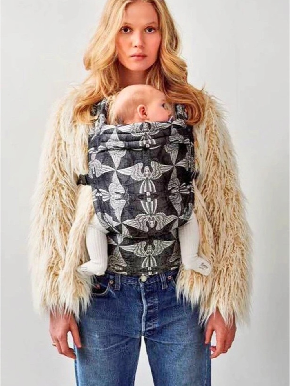 Artipoppe Zeitgeist Carrier in Black & White NWT
